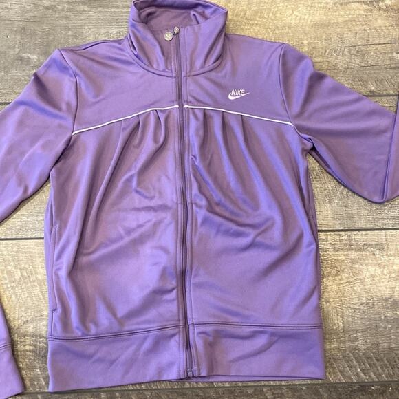 Nike Women's Lightweight Full Zip Track Jacket Light Purple Size M - Picture 5 of 10